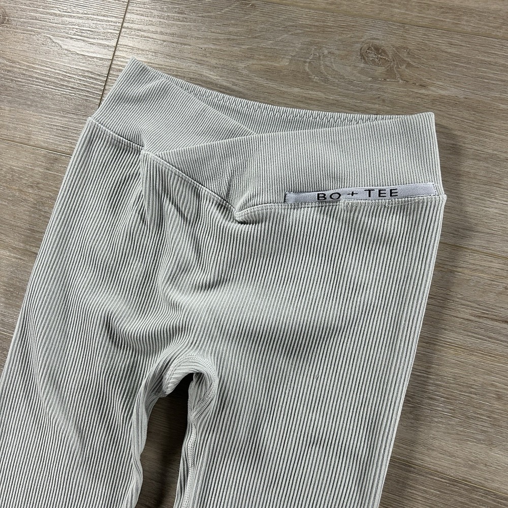 Bo +‎ Tee Medium Gray Ribbed Criss Cross Waist Leggings Compression Snatched